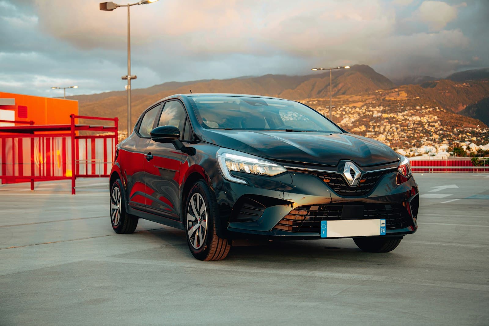 A Renault Clio, shown as an example of the kind of car we source